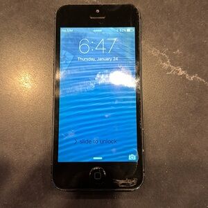 iPhone 5S working completely perfectly!